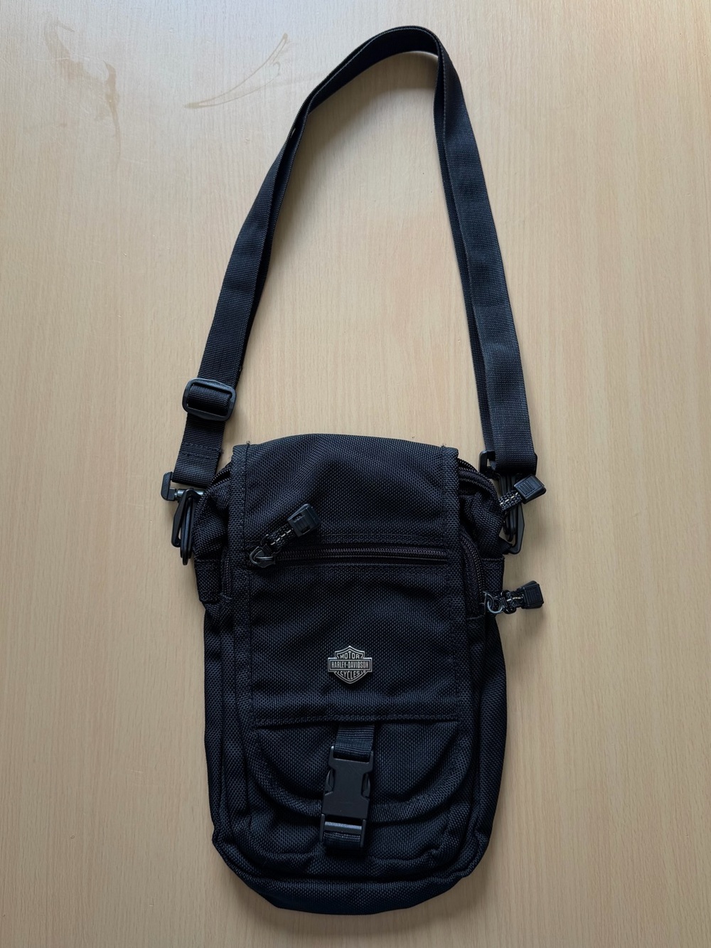 Harley-Davidson Black Nylon Crossbody Messenger Bag with Silver Logo